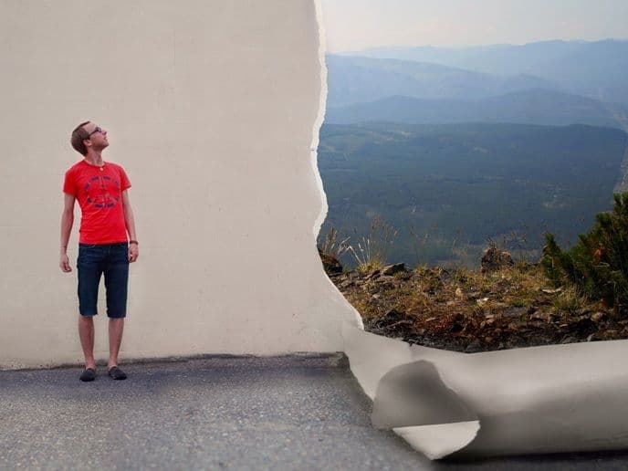 Каким вопросом вскрывается Реальность